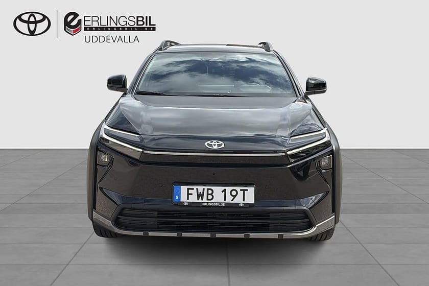 Bild 5 av Toyota bZ4X Touring AWD ACTIVE TECH / OMGÅENDE LEVERANS