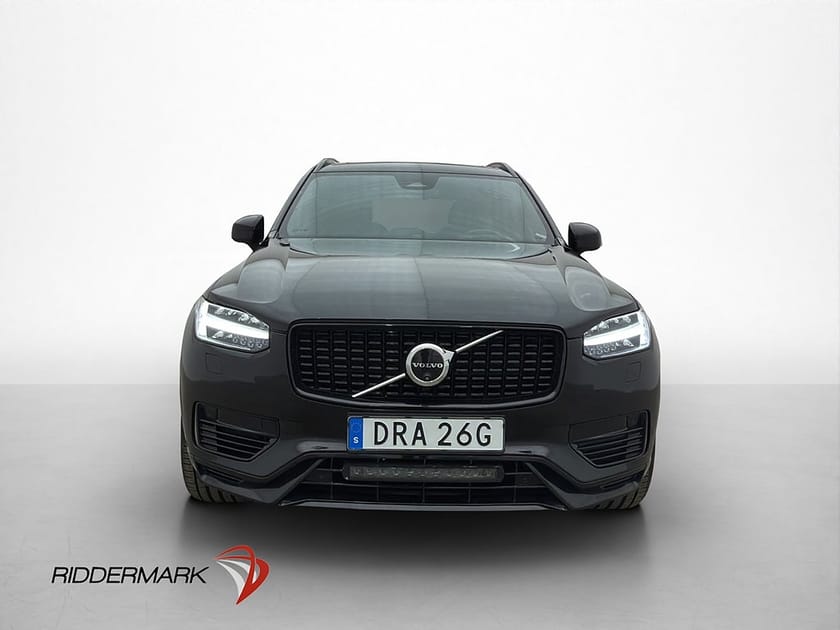 Bild 2 av Volvo XC90 7-seater Recharge T8 AWD Ultimate Dark 7-Sit Pano B&W Luft