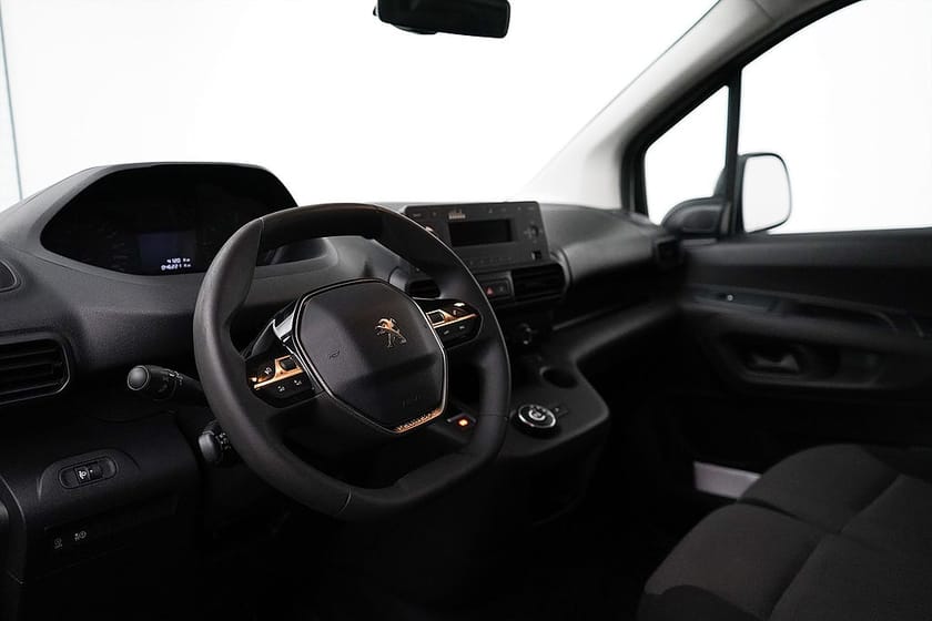 Bild 5 av Peugeot Partner L1 1.5 / 130hk / Värmare / Drag