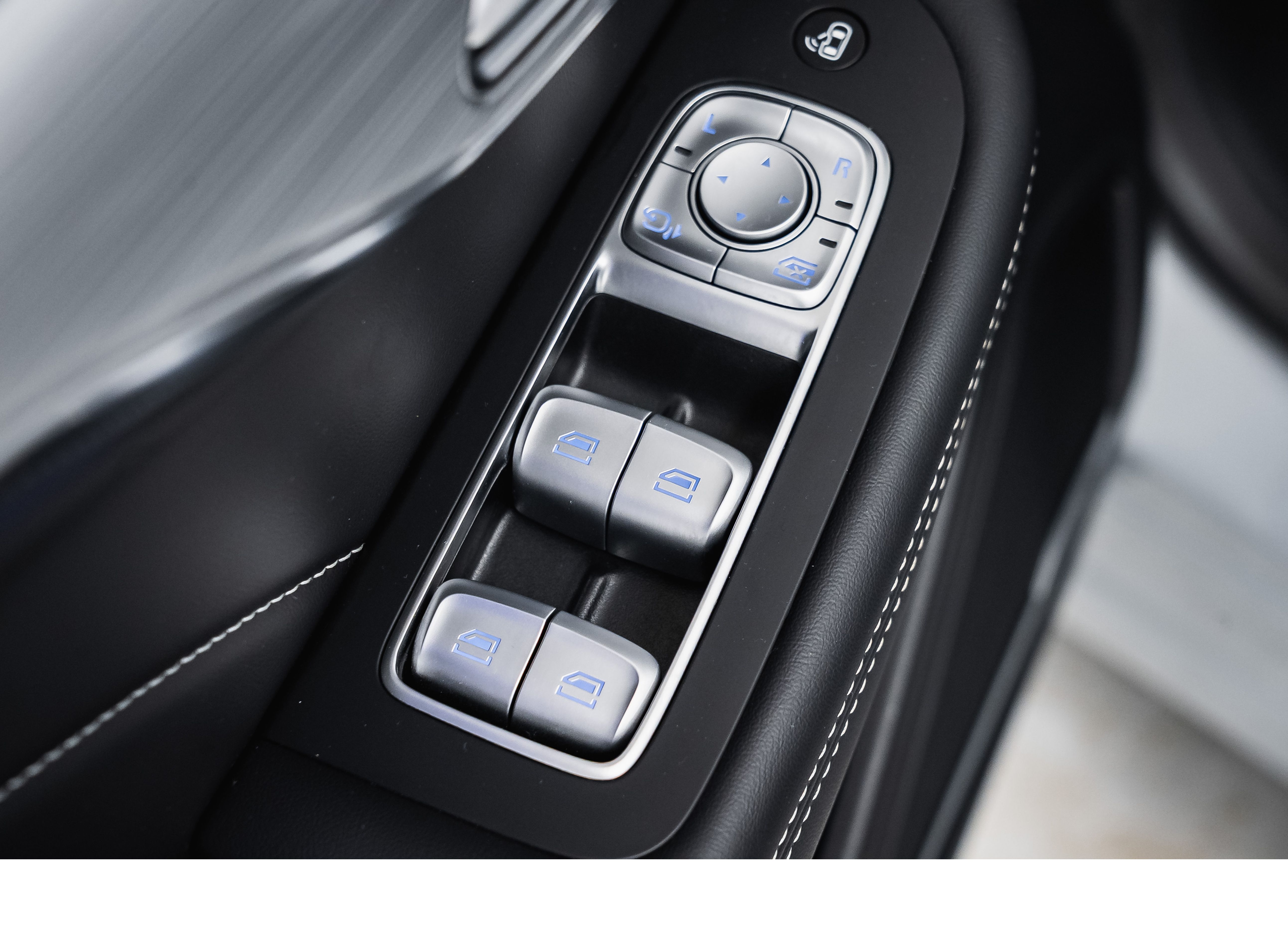 MG Marvel R Performance Automatic, 2-trinn, 288hk, 2024