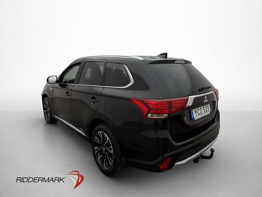 Bild 5 av Mitsubishi Outlander PHEV 203hk 4WD Business Skinn 360° Drag