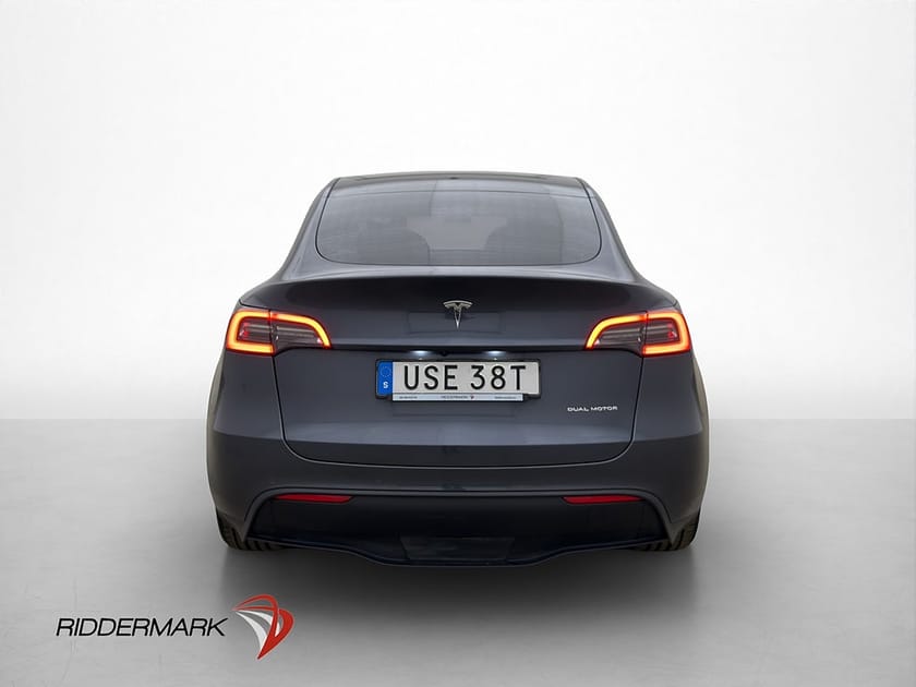 Bild 4 av Tesla Model Y Long Range AWD Autopilot Svensksåld MOMS