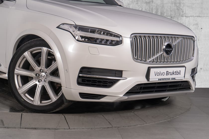 Bilde 3 av Volvo XC90 T8 Inscription. Bowers/Head Up, Krok/Luft/360/21" alu
