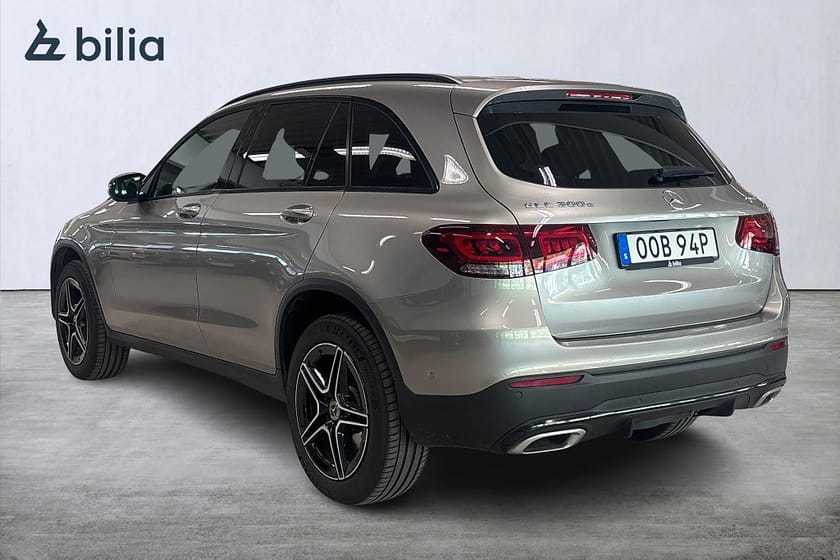 Bild 2 av Mercedes-Benz GLC 300 e 4MATIC AMG Line| Drag | Tonade rutor | Backkamera