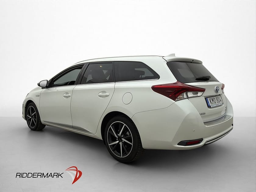 Bild 5 av Toyota Auris Touring Sports Hybrid TS e-CVT 136hk Kamera Navi Lane Assist