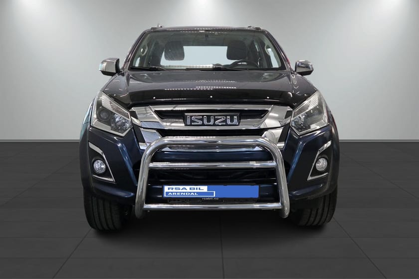 Bilde 3 av Isuzu D-Max Dobbelcab LAV KM!!\3,5T hengervekt\Mountain Top\Frontbøyle