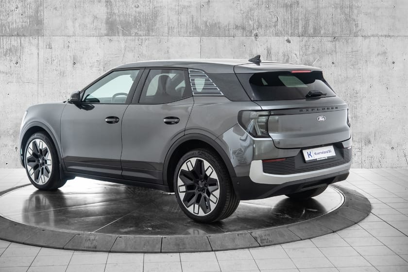 Bilde 3 av Ford Explorer EV Extended Range AWD *RESERVERT* PREMIUM | FRI FRAKT SØR FOR TRONDHEIM