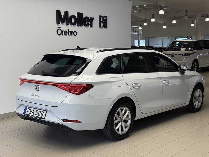 Bild 3 av SEAT Leon Sportstourer SPORTSTOUR 1.0 eTSI 110HK I Dragkrok I Apple-car