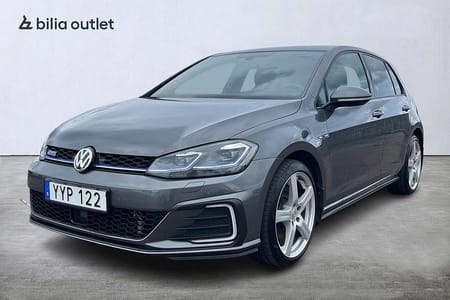 Volkswagen Golf GTE 1.4 TSI ACT 204hk / Drag Värmare Kamera CarPlay
