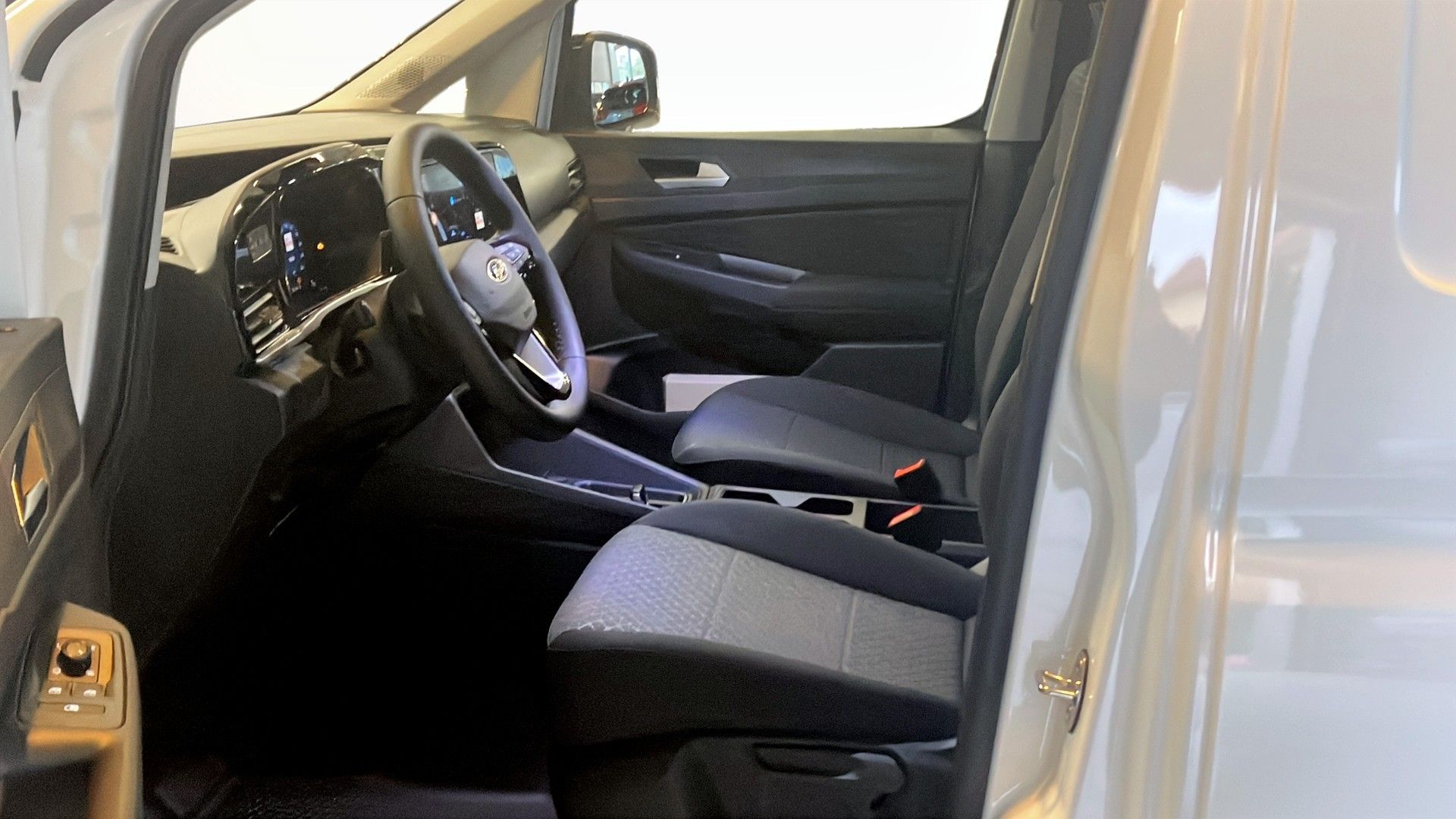 Ford Transit Connect L2 2.0 EcoBlue 2026, bild 7/10