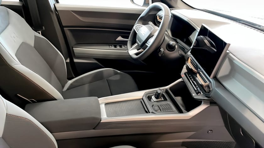 Bild 3 av Dacia Bigster Hybrid 155