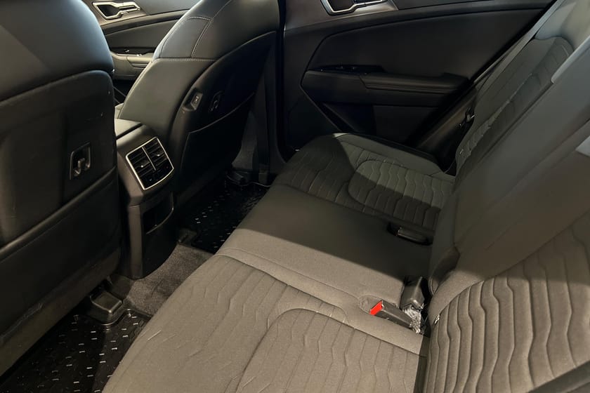 Bild 2 av Kia Sportage PHEV Plug-In Advance Dragkrok Vinterhjul
