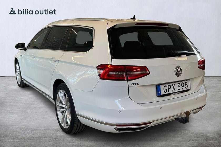 Bild 5 av Volkswagen Passat Variant GTE 1.4 TSI 218 Hk Executive Cockpit Drag Värmare