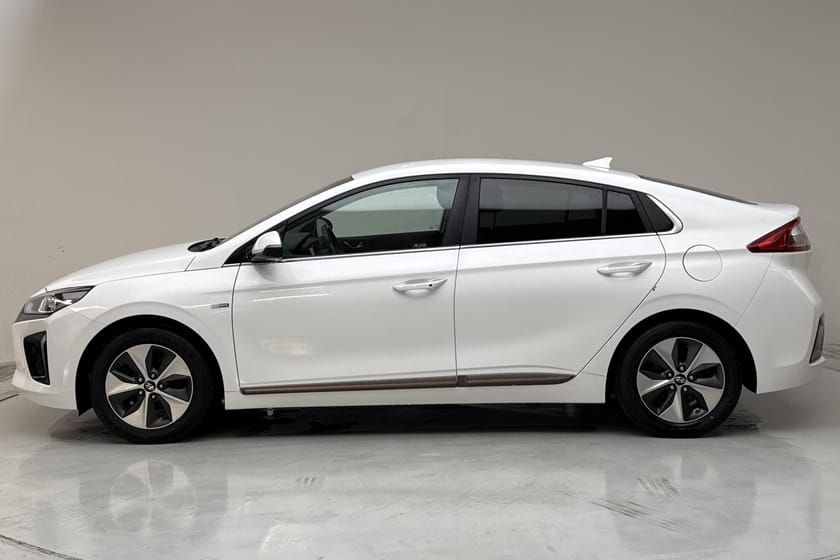 Bild 2 av Hyundai Ioniq Electric (120hk) Premium Plus Eco