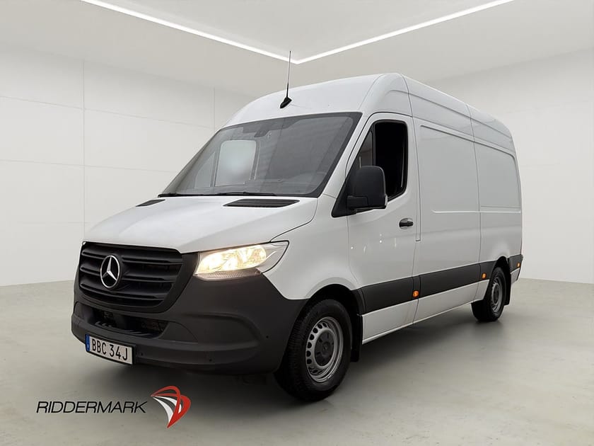 Bild 3 av Mercedes-Benz Sprinter 315 CDI RWD Panel Van L2H2 Värmare Kamera CARPLAY Moms