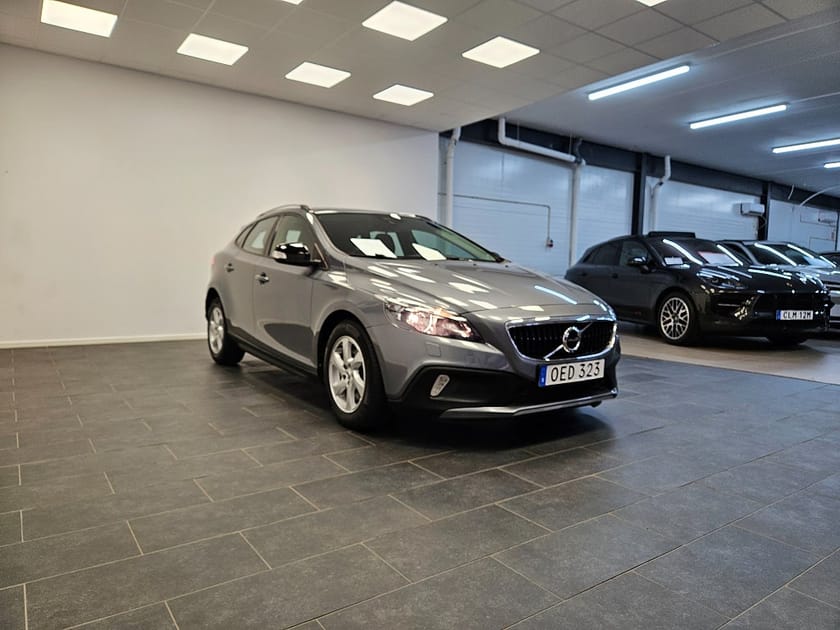 Bild 5 av Volvo V40 Cross Country T3 152hk Geartronic Kinetic Värmare PDC
