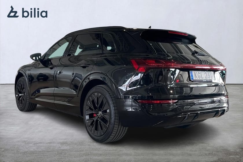 Bild 2 av Audi Q8 55 e-tron quattro 408HK Q S-LINE SOFTCLOSE/HUD/PANO/360/21
