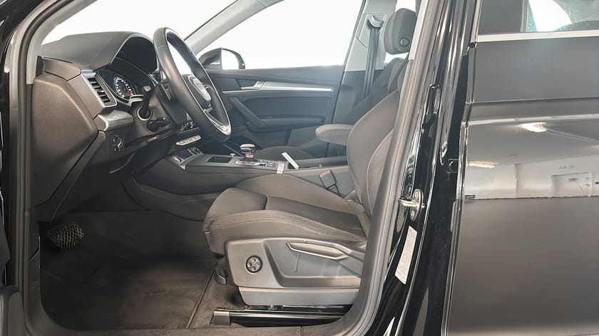 Bild 2 av Audi Q5 45 TFSI quattro 265 HK, P-värmare, Dragkrok