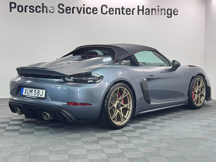 Bild 2 av Porsche 718 Spyder RS Weissach