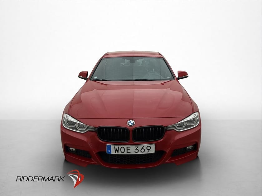 Bild 2 av BMW 330i Sedan 252hk M-Sport Skinn Navi Cockpit Bluetooth
