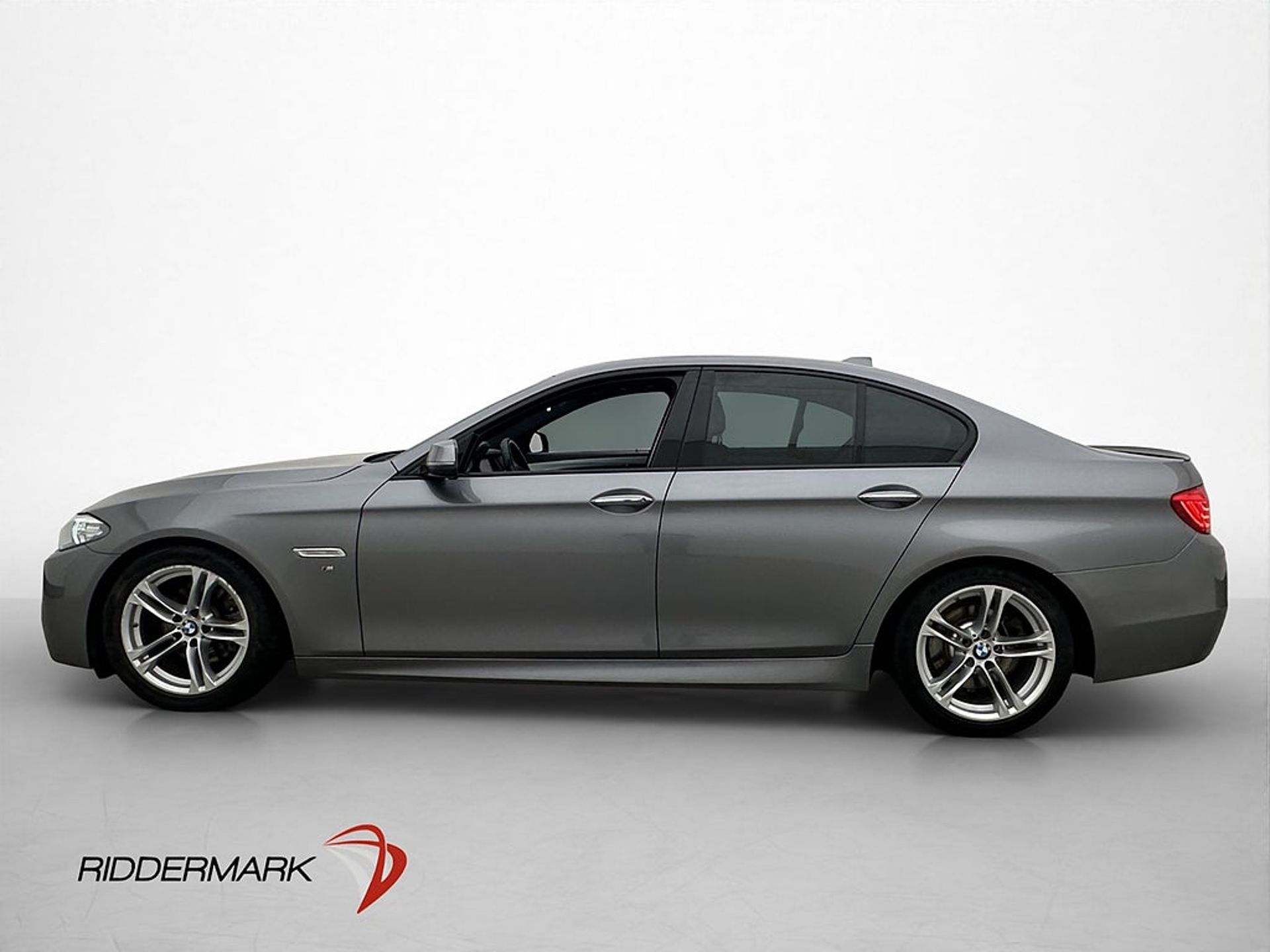 BMW 520 2014, kuva 4/28