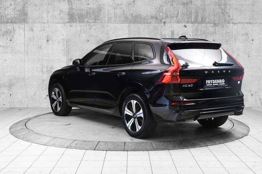Bilde 4 av Volvo XC60 Recharge T6II Plus Dark KROK|PANO|TONEDE
