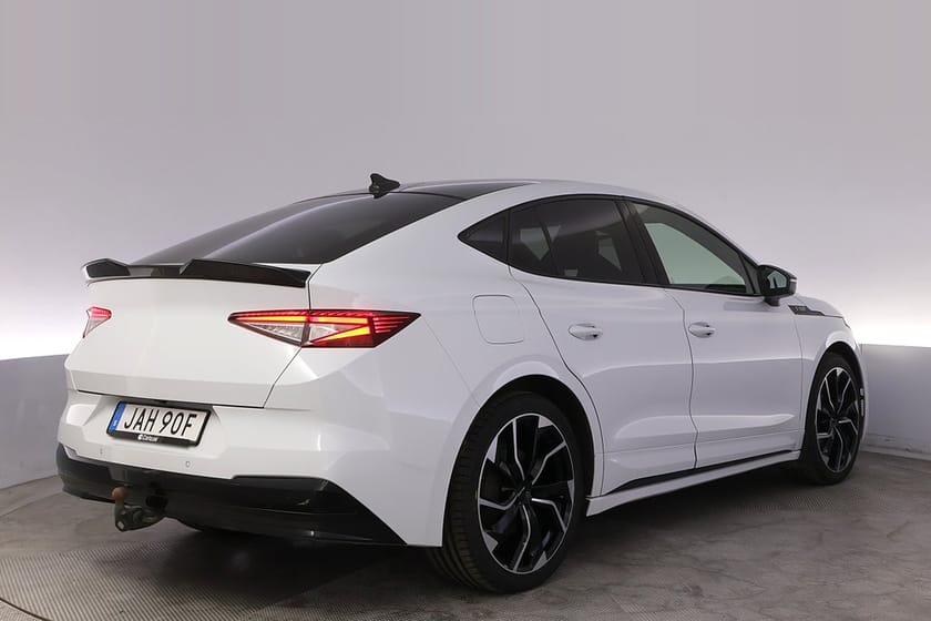 Bild 5 av Škoda Enyaq Coupé RS iV Skoda Pano Kamera Elstol Canton BSM Drag