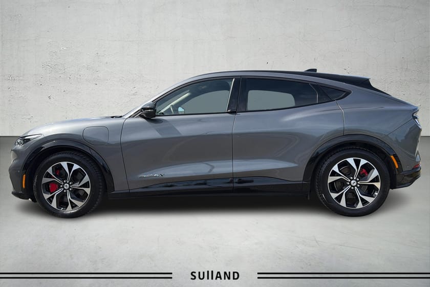 Bilde 2 av Ford Mustang Mach-E Long Range AWD 1 EIER | HENGERFESTE | PANORMA TAK