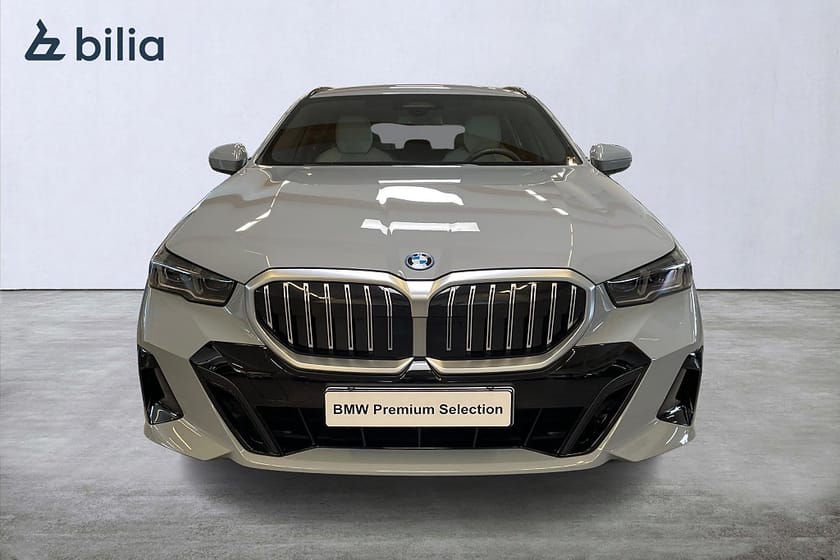 Bild 5 av BMW 530e xDrive Touring M Sport Värmare H/K Adaptiv farth. Drag