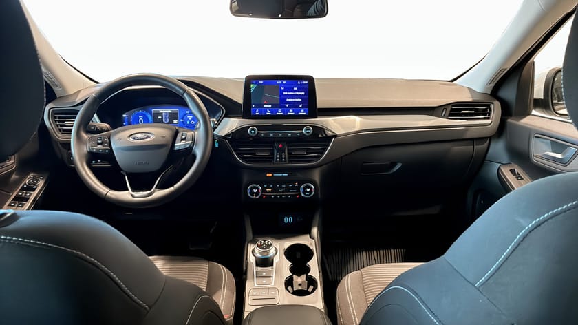 Bild 4 av Ford Kuga Plug-In Hybrid Titanium PHEV 225hk |