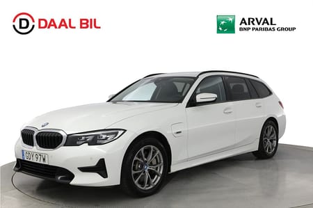BMW 330e xDrive Touring