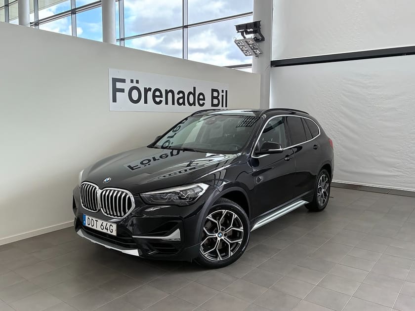 Bild 1 av BMW X1 sDrive20i Model xLine Nav Drag PDC Head-Up