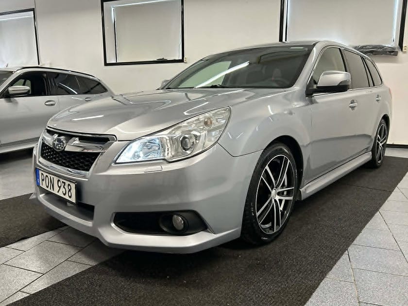 Bild 1 av Subaru Legacy Wagon 2.5 CNG 173 hk 4WD Lineartronic Drag S/V Nyservad