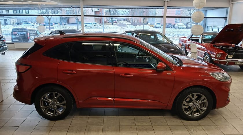Bild 5 av Ford Kuga Plug-In Hybrid ST Line X 2.5 Plug In 225 hk Automat Drag