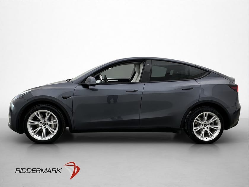 Bild 5 av Tesla Model Y Long Range AWD MOMS Autopilot Pano 360 1-bruk