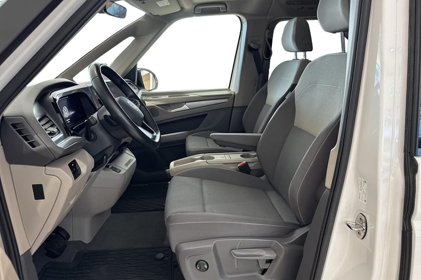 Bild 4 av Volkswagen Multivan eHybrid