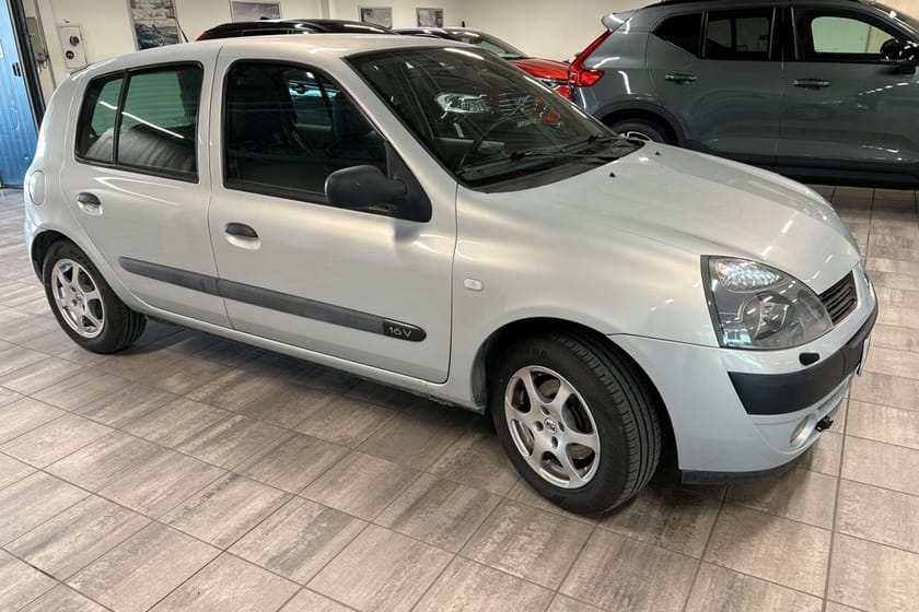Bild 5 av Renault Clio  Halvkombi 1,2 16V Ph III 5-d