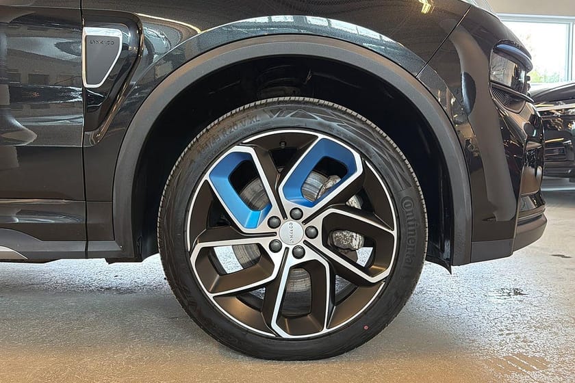 Bild 4 av Lynk & Co 01 PHEV DCT Panorama 360kamera Navigation Infinity Keyless