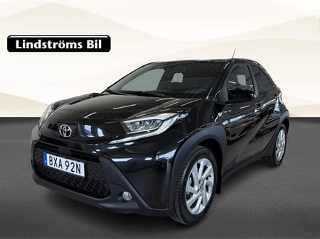 Toyota Aygo X 1,0 Manuell Play Comfort & Style Pack Moms Vhjul *PÅ VÄG IN*