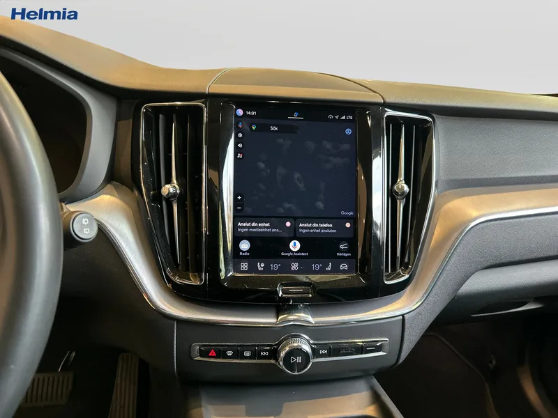 Bild 9 av 14 – Volvo XC60 B4 Diesel Mom Adv Edt II Momentum Advanced