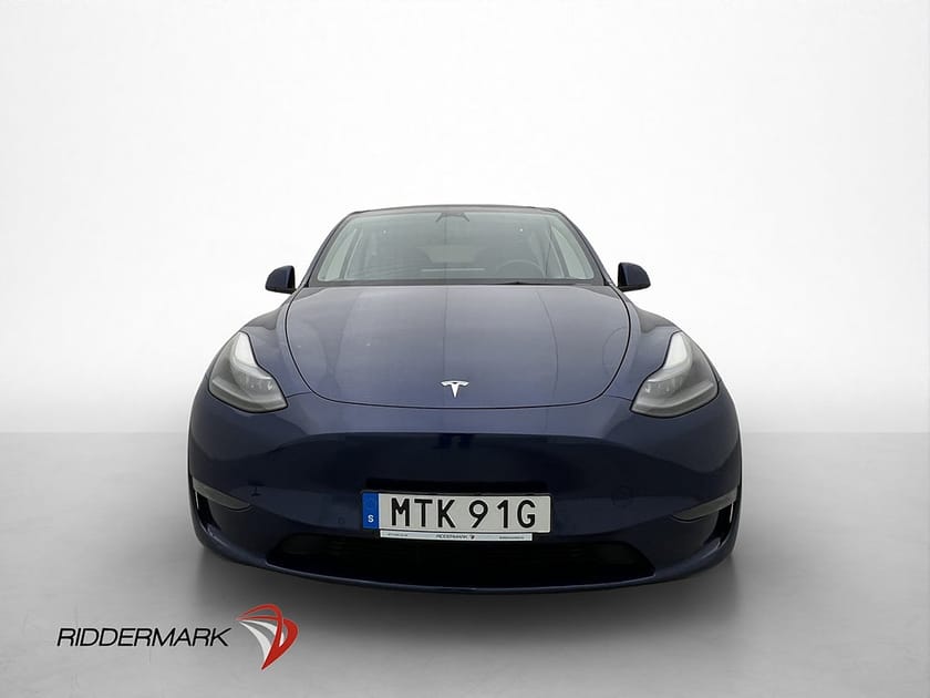 Bild 3 av Tesla Model Y Long Range AWD Parkeringsklimat Autopilot