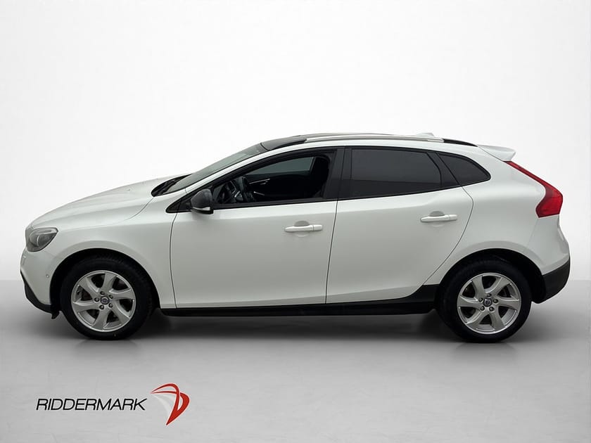 Bild 5 av Volvo V40 Cross Country D3 Summum Pano Sensorer Skinn Elstol