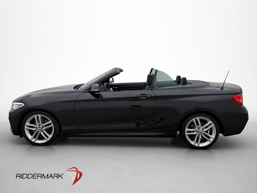 Bild 4 av BMW 220i Convertible Cab 184hk M-Sport  HiFi Navigation Sensorer