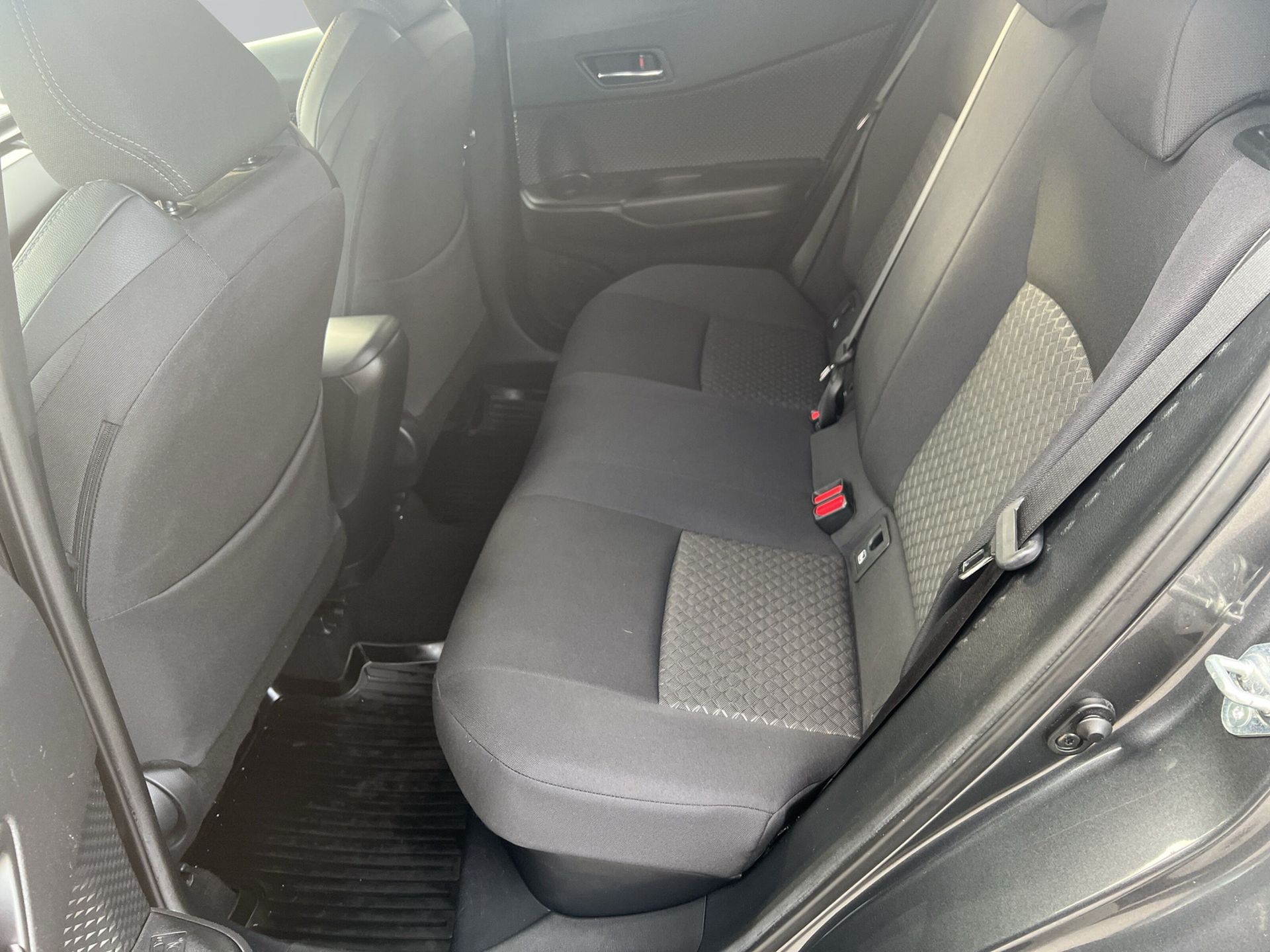 Toyota C-HR 2024, bild 7/10