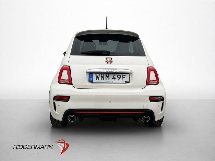 Bild 5 av Abarth 595 1.4 T-JET 145hk Navi Bluetooth P-Sensorer