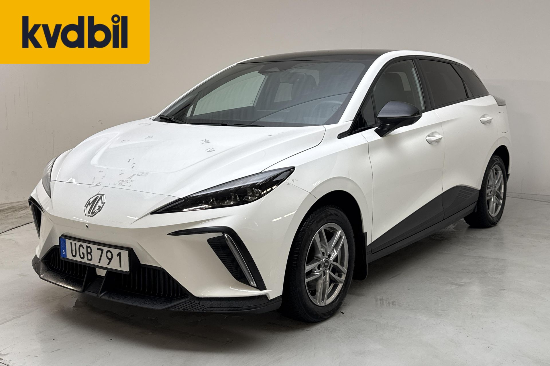 MG MG4