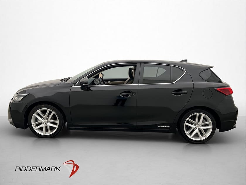 Bild 4 av Lexus CT 200h 1.8 CVT 136hk F-Sport Pano Navi Kamera Sensor