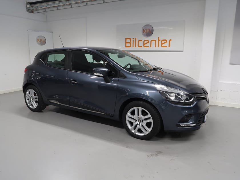 Bild 4 av Renault Clio 0.9 TCe Zen V-Däck ingår Navi-Parksens-FartH-BT-USB-Aux
