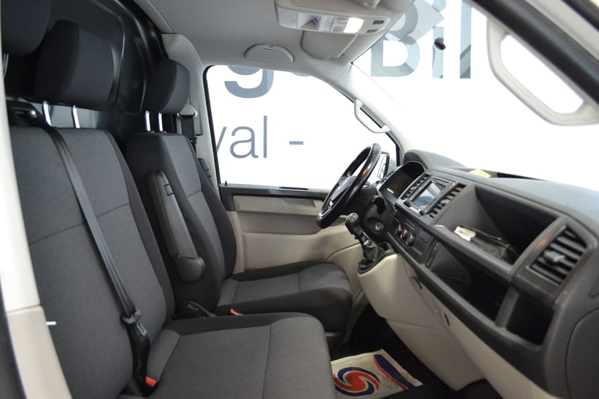 Bild 5 av Volkswagen Transporter 2.0 TDI BMT Skåp 4MOTION 150hk