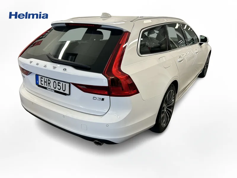 Bild 6 av 10 – Volvo V90 D3 AWD Momentum Advanced Edition